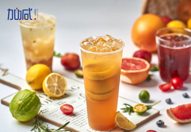 (中国)350vip官网茶饮加盟：创业新手也能赚到钱吗